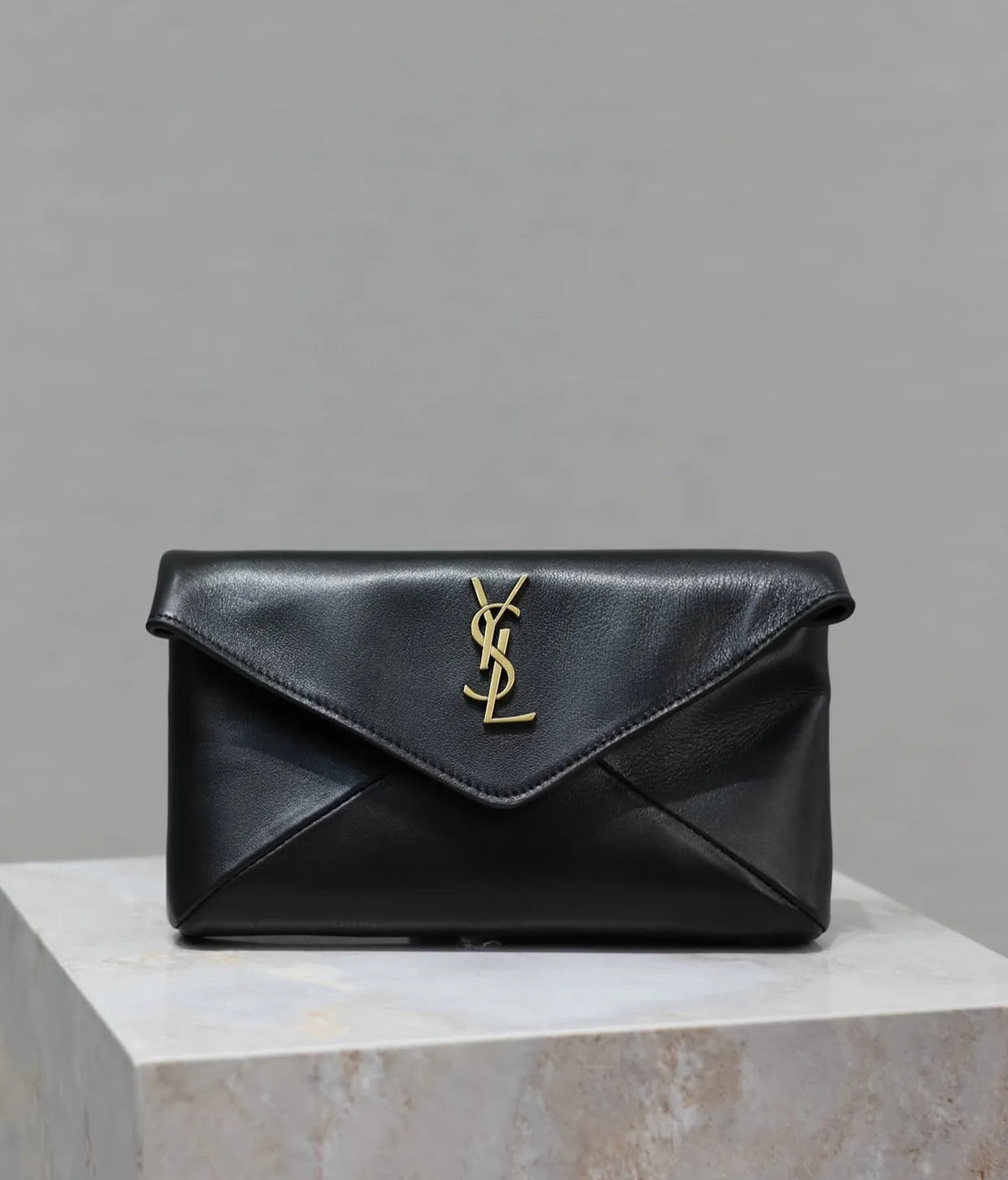 Pochette Y