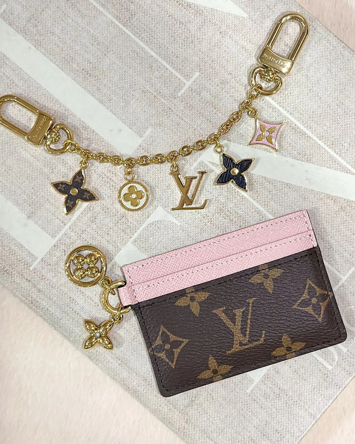 Porta carte + charm L